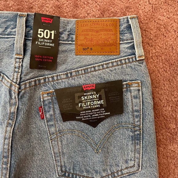 Levi 501 women's skinny jean light blue size 26 - New With Tags - Picture 10 of 13